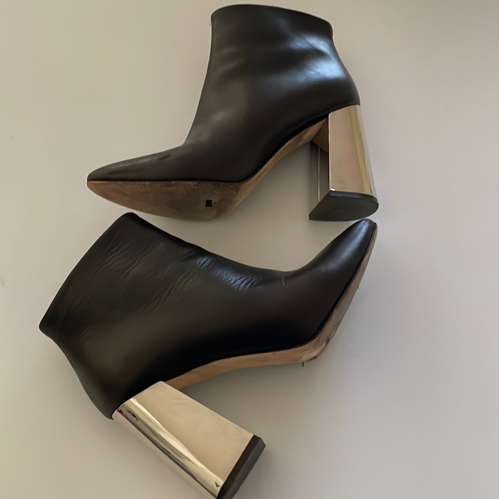 Dee Keller Leather Ankle Boots